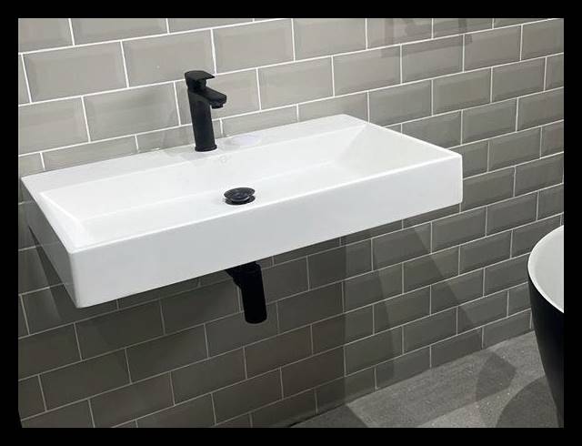 4 BEDROOM HOUSE FOR SALE IN RYNFIELD